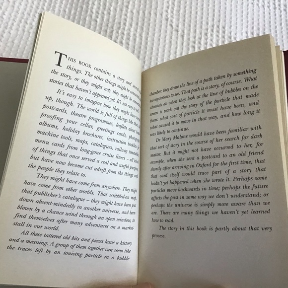 Lyra’s Oxford by Philip Pullman 1st Edition Signed - Picture 8 of 11
